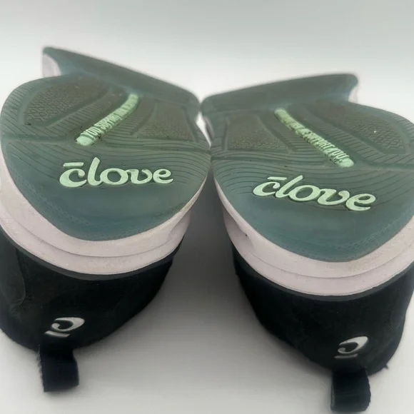 Women’s Clove nursing shoes sz 11 black/white w/ blue soles - Picture 7 of 7